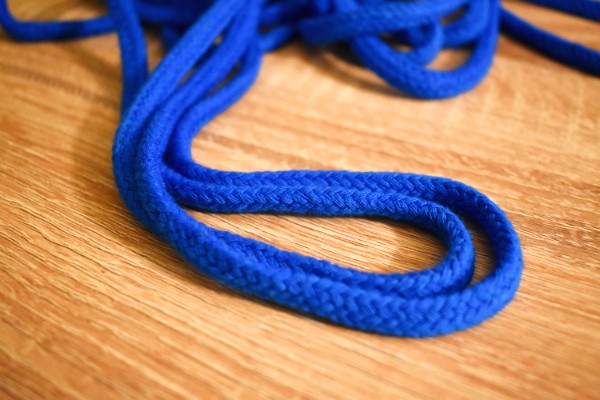 Bondage rope bight