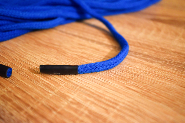 Bondage rope end