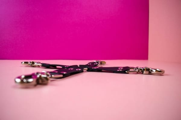 Hog-tie restraints sold by Stockroom
