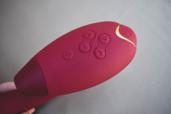 Woman holding Womanizer Duo