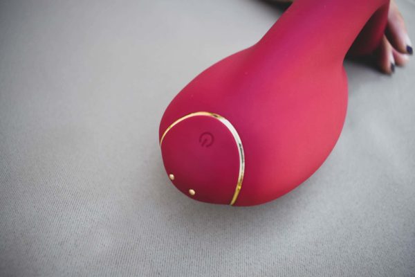 Womanizer Duo power button