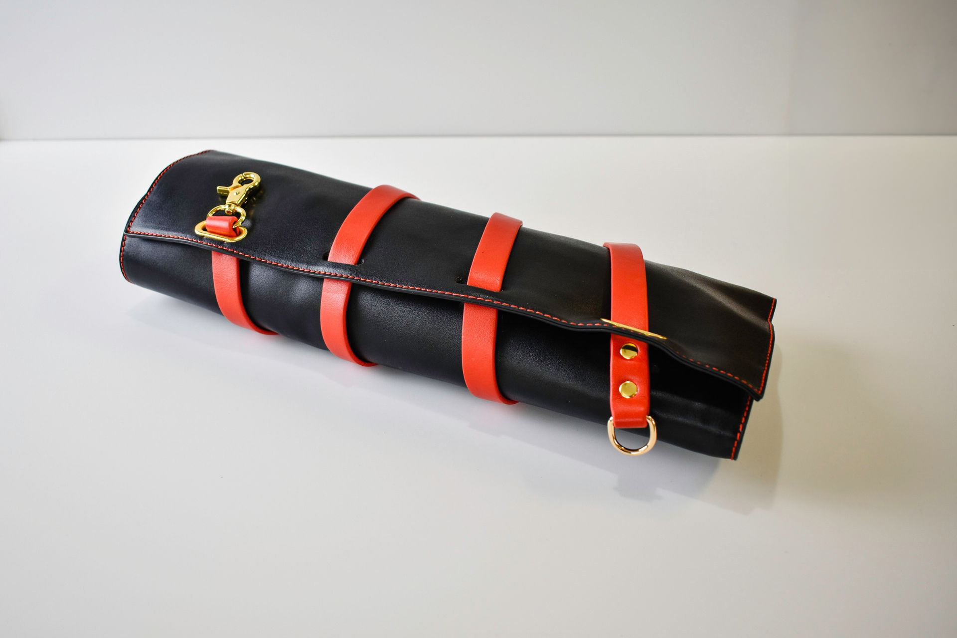Utimi Bondage set packaged
