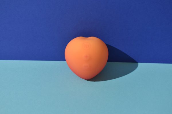 Womanizer Peach buttons