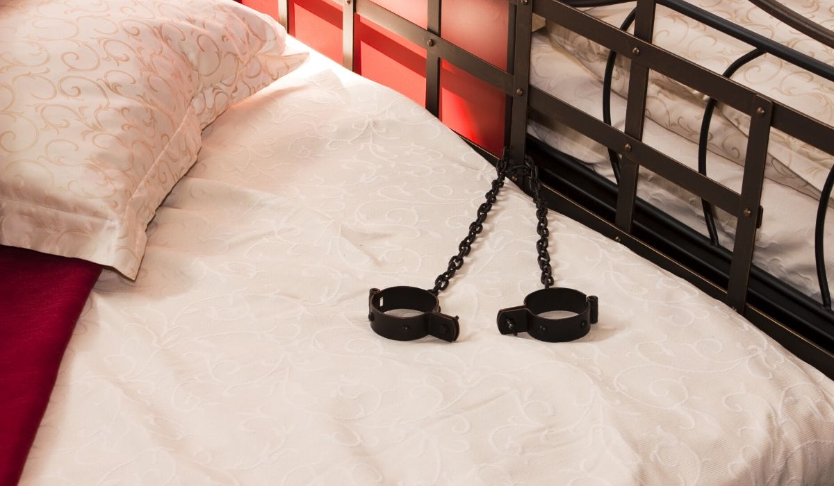 BDSM handcuffs from erotic story