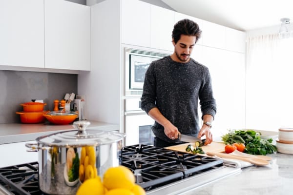 Cooking is a thing that turns women on