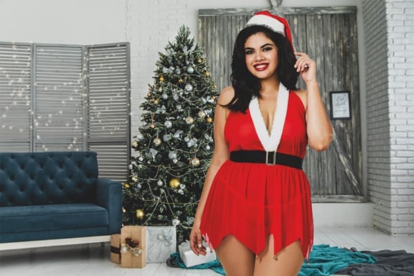 Dreamgirl Plus Size Red Santa's Helper Chemise Set