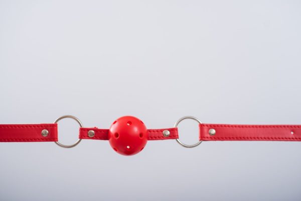 Example of the braethable ball gag