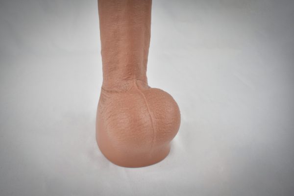 perfect-penis-dildo-testicles