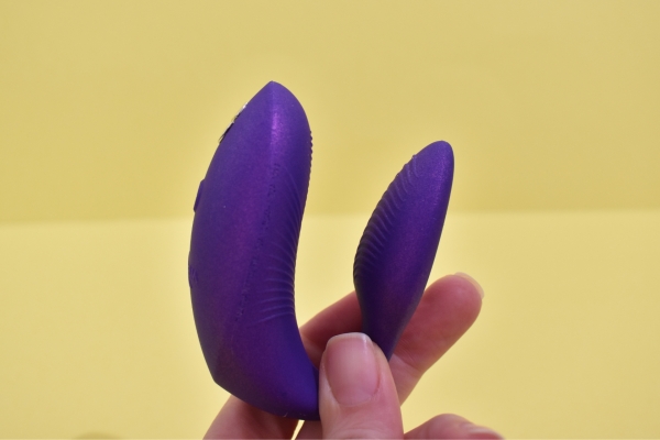 We-Vibe Chorus Pro stimulator up close
