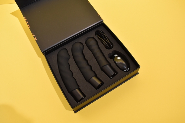 VVD Rider Desire box with attachments