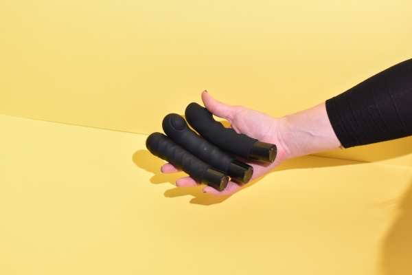 hand holding VVD Rider Desire attachments